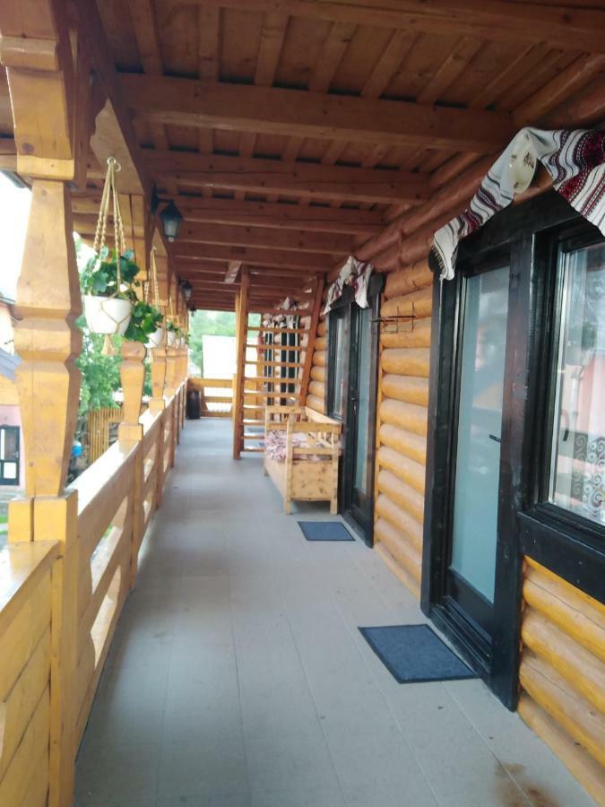 Pensiune Agroturistica "Casa Teodora" Budesti  Exterior photo